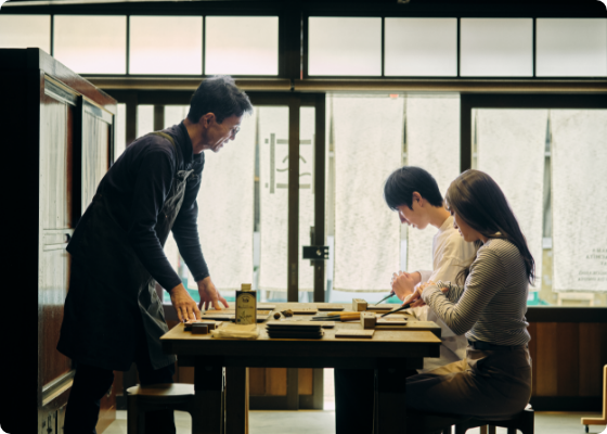町家の工法を模した木工お皿作り
